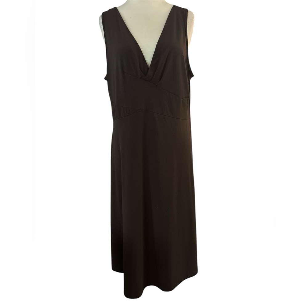 V-Neck Sleeveless Dress in Dark Brown